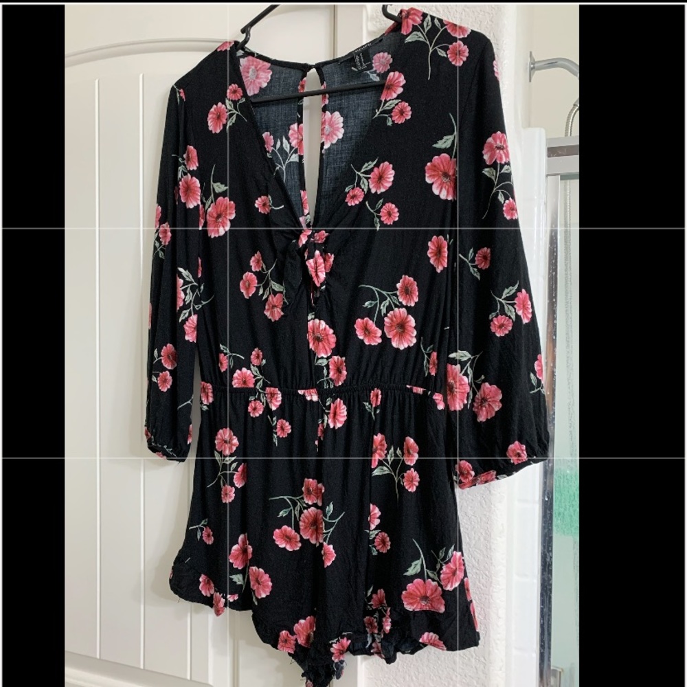 Flower printed romper